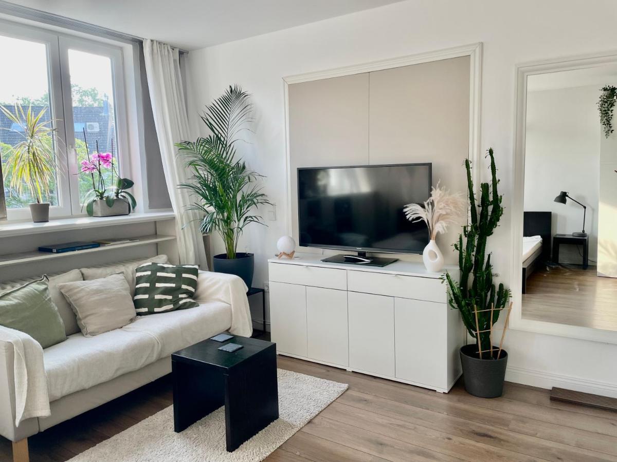 Apartment in Pempelfort - Central Düsseldorf Buitenkant foto