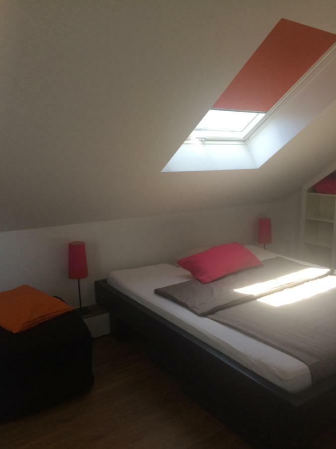 Apartment in Pempelfort - Central Düsseldorf Buitenkant foto