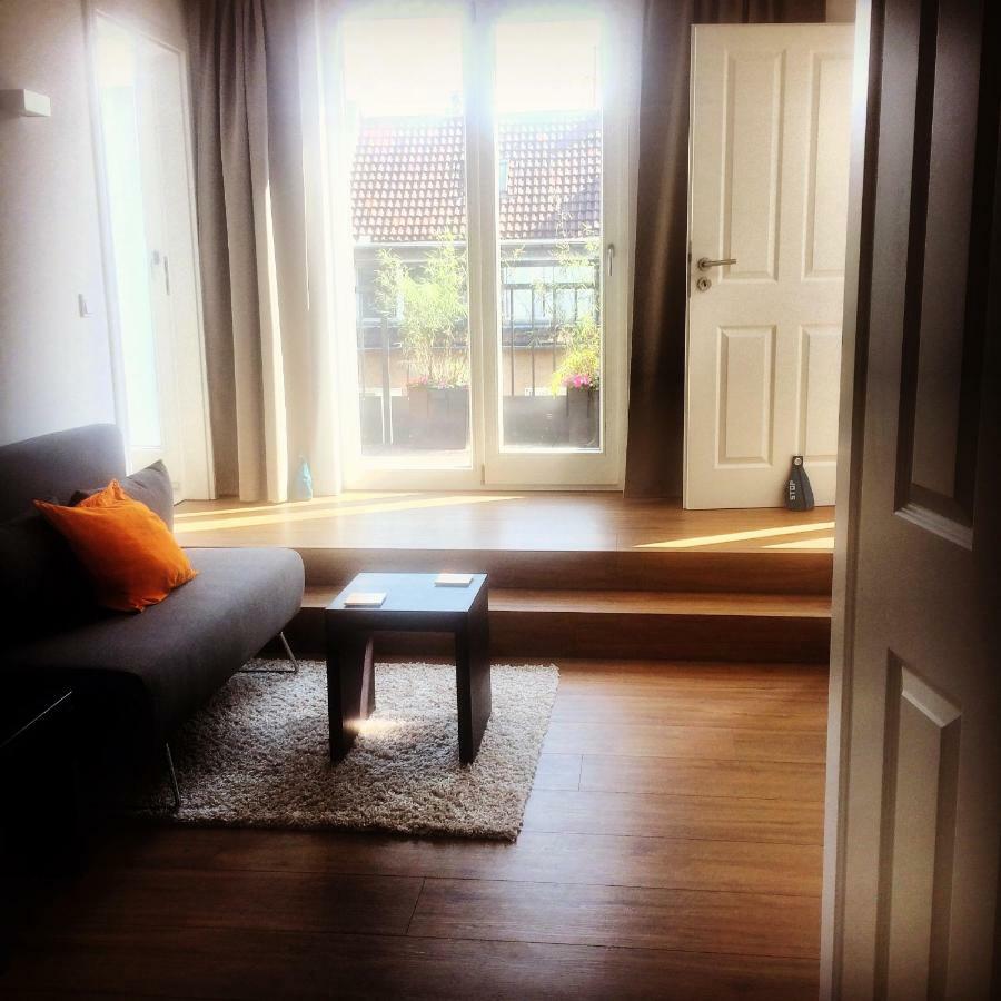 Apartment in Pempelfort - Central Düsseldorf Buitenkant foto